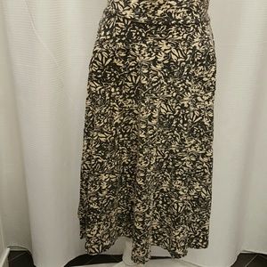 Effies heart skirt size XL